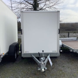 Remolque furgoneta SARIS DV135 PTAC 1350 kg – Espacioso y robusto